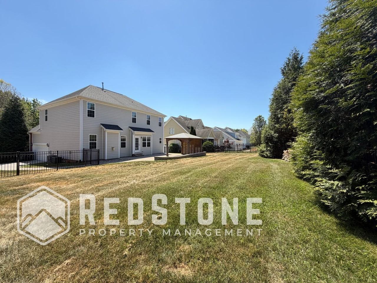 1823 Buxton Way - Photo 3 of 50