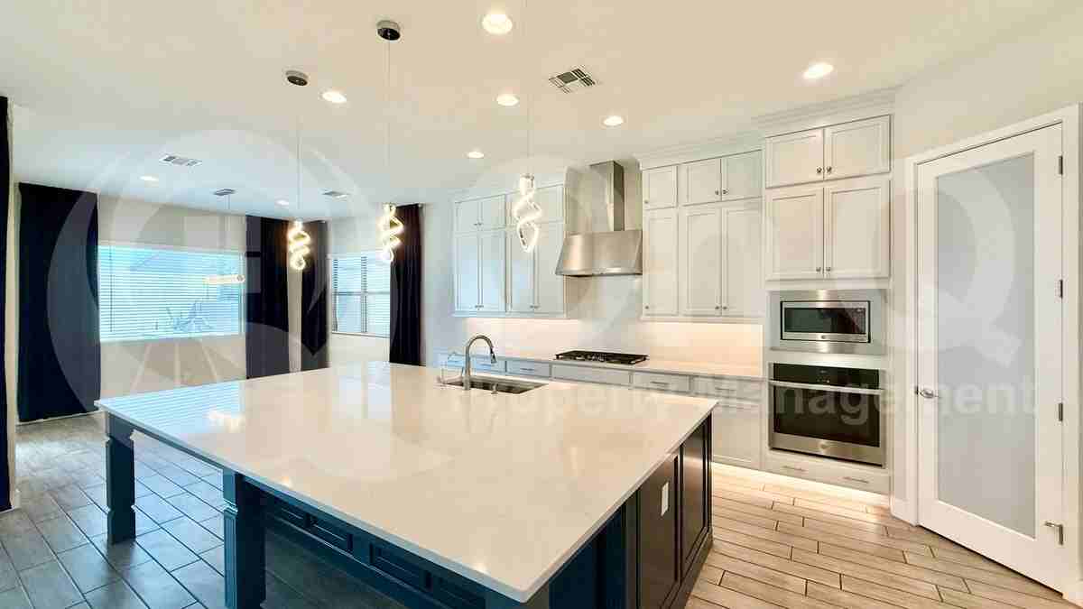 4149 S Neptune - Photo 5 of 37