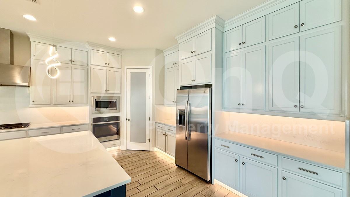 4149 S Neptune - Photo 6 of 37