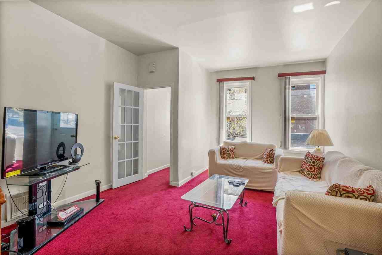 513 Morris St - Photo 6 of 20