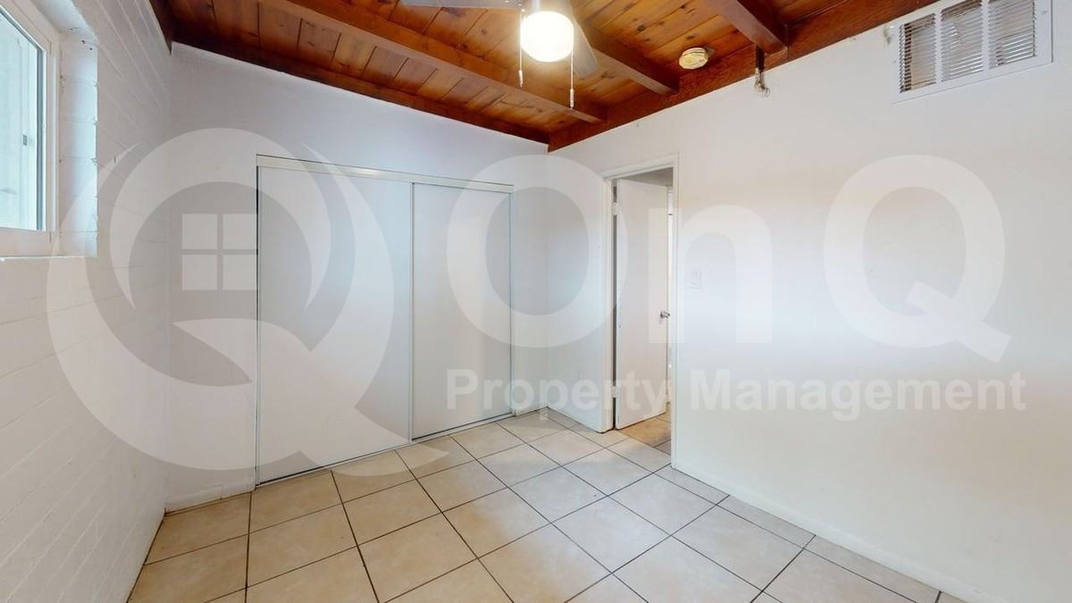 3564 E Kleindale Rd #B - Photo 6 of 10