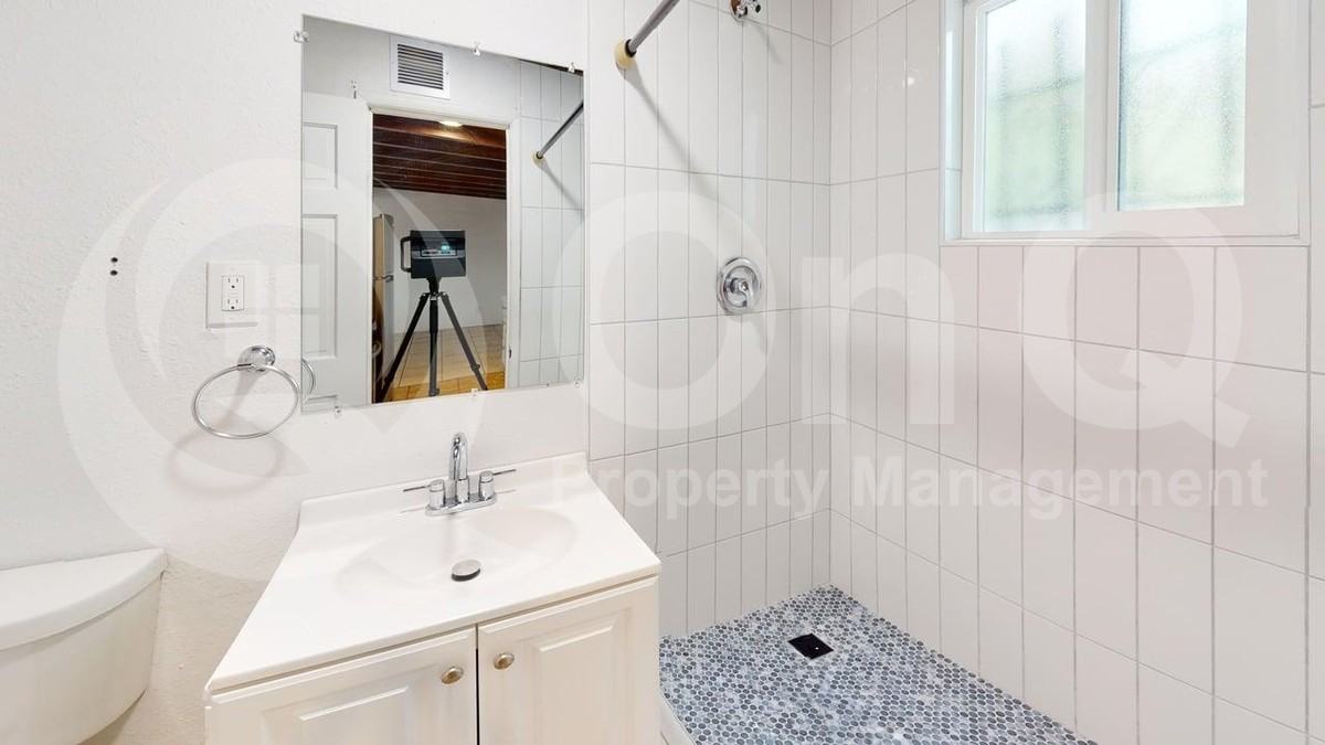 3564 E Kleindale Rd #B - Photo 7 of 10