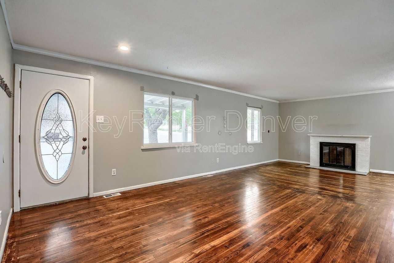 5190 Vallejo St - Photo 2 of 12