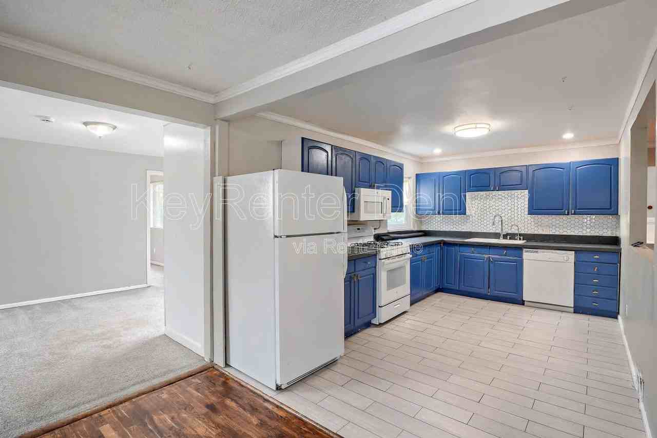 5190 Vallejo St - Photo 3 of 12