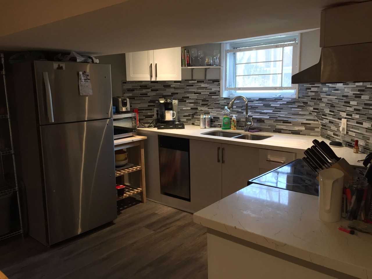 41 Charlton Ave W - Photo 2 of 7