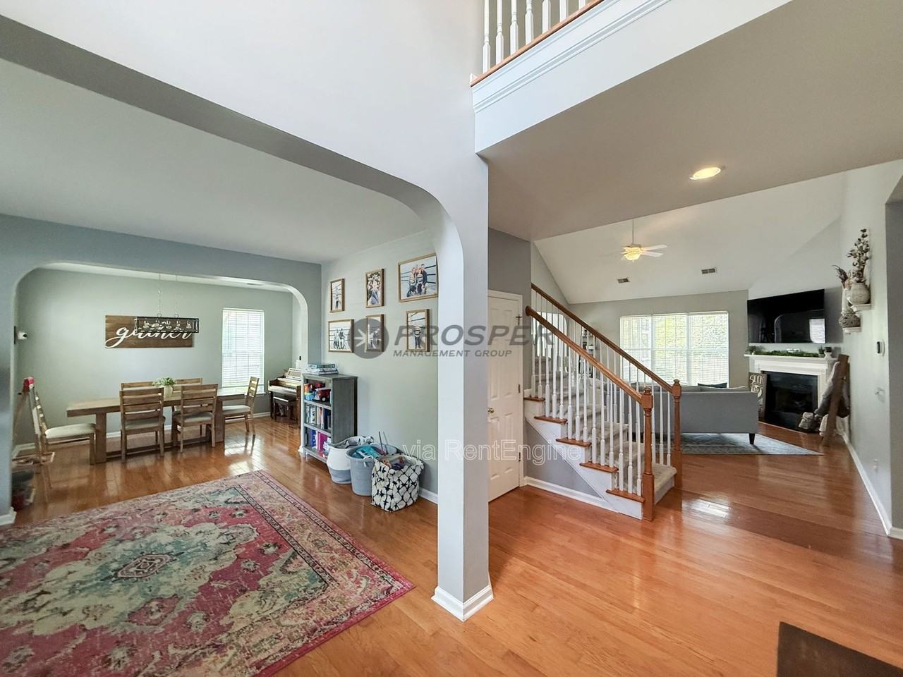 833 Paran Oaks Dr - Photo 2 of 26