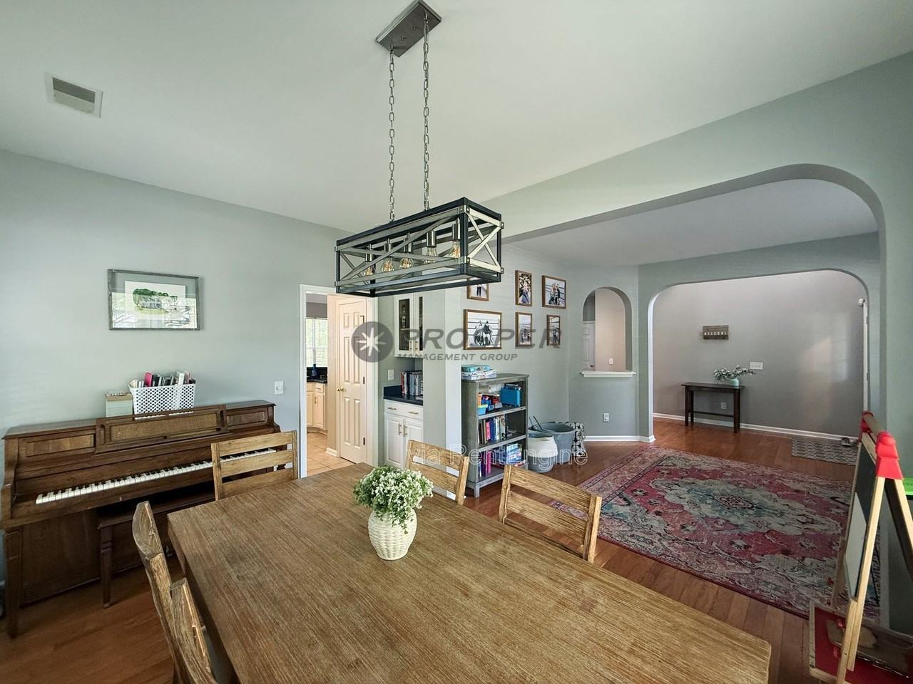 833 Paran Oaks Dr - Photo 5 of 26