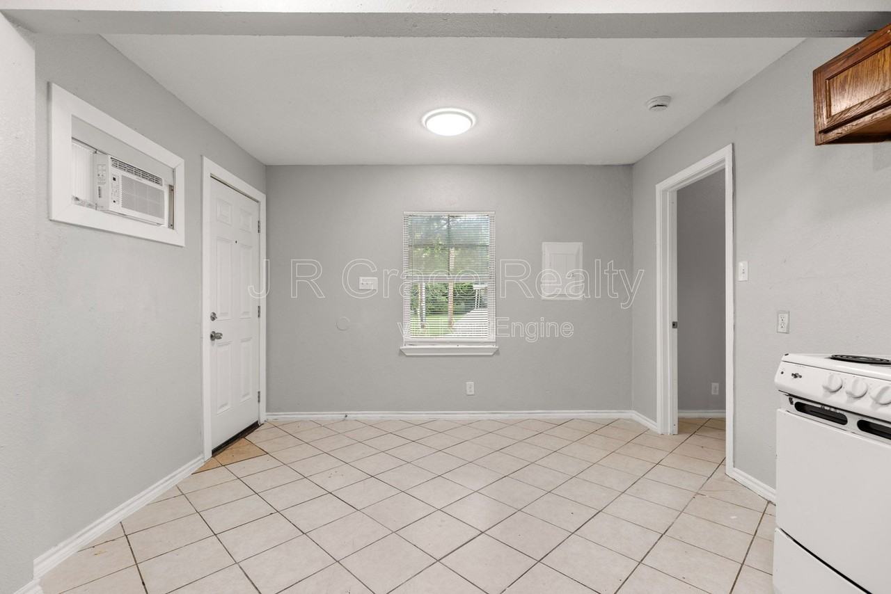 2805 Bellmead Dr - Photo 5 of 14