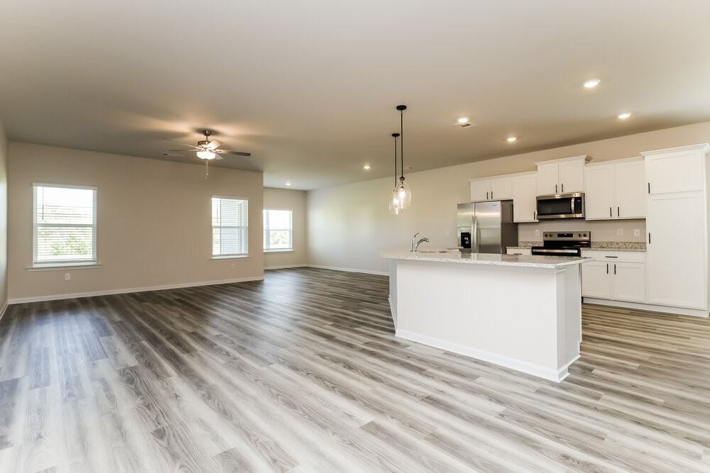 1439 Sodbuster Dr - Photo 3 of 16