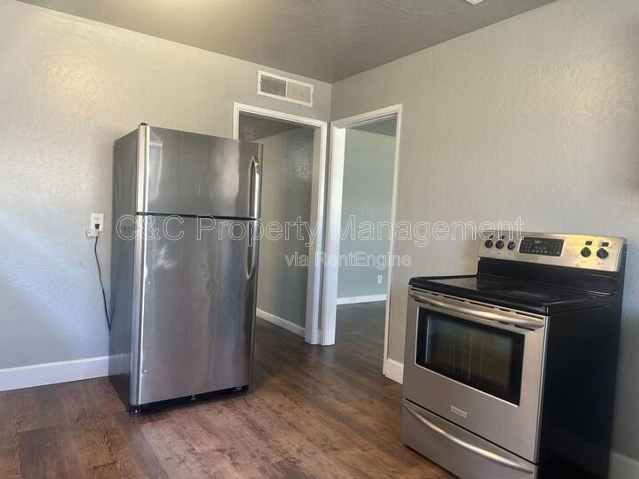 2132 N 1st St - Photo 4 of 15