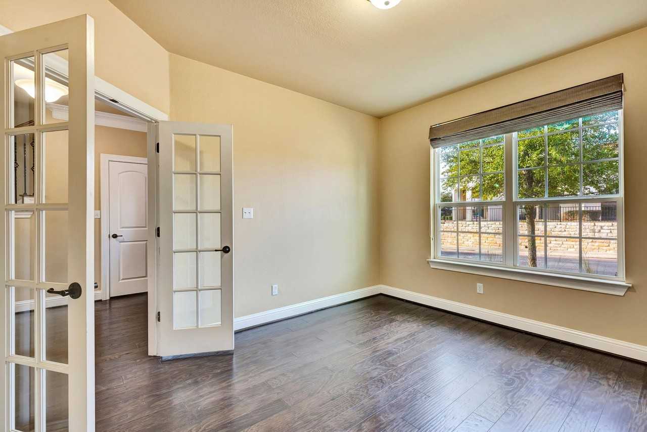 12024 Versante Cir #41 - Photo 5 of 50