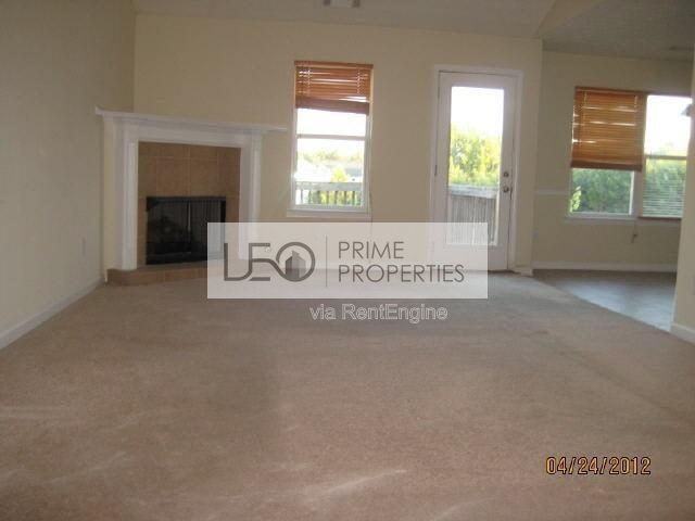 3168 Meadow Point Dr - Photo 3 of 17