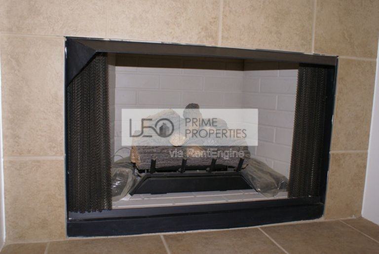 3168 Meadow Point Dr - Photo 5 of 17