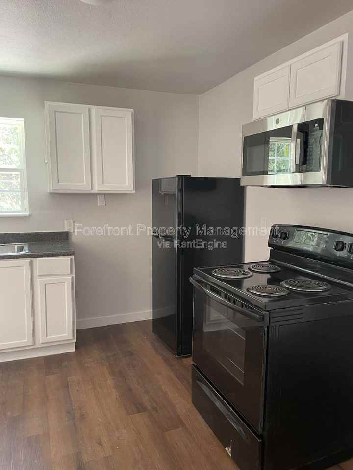 4818 Monterey St #101 - Photo 2 of 19