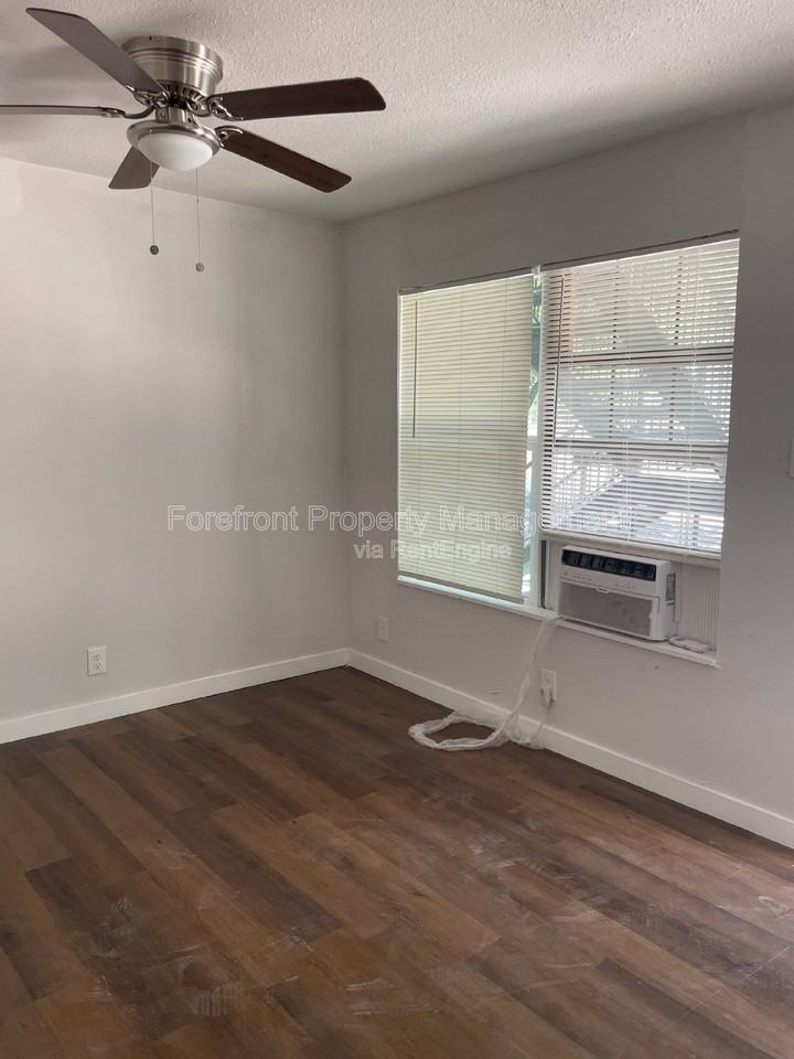 4818 Monterey St #101 - Photo 7 of 19