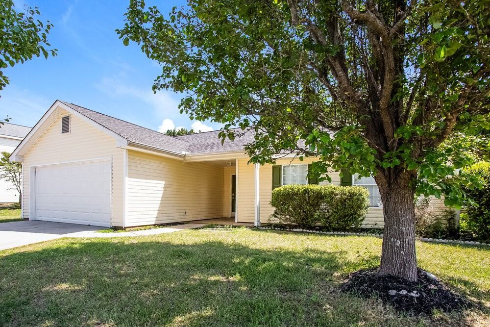 4087 Counselors Dr - Photo 3 of 16