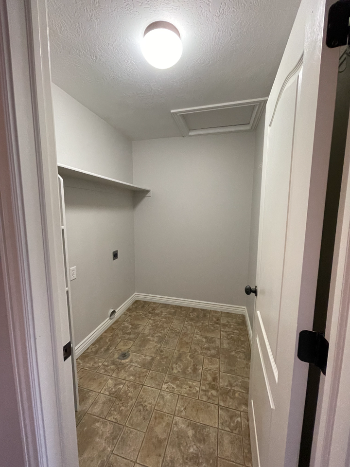 14771 S Falkland Cv - Photo 6 of 11