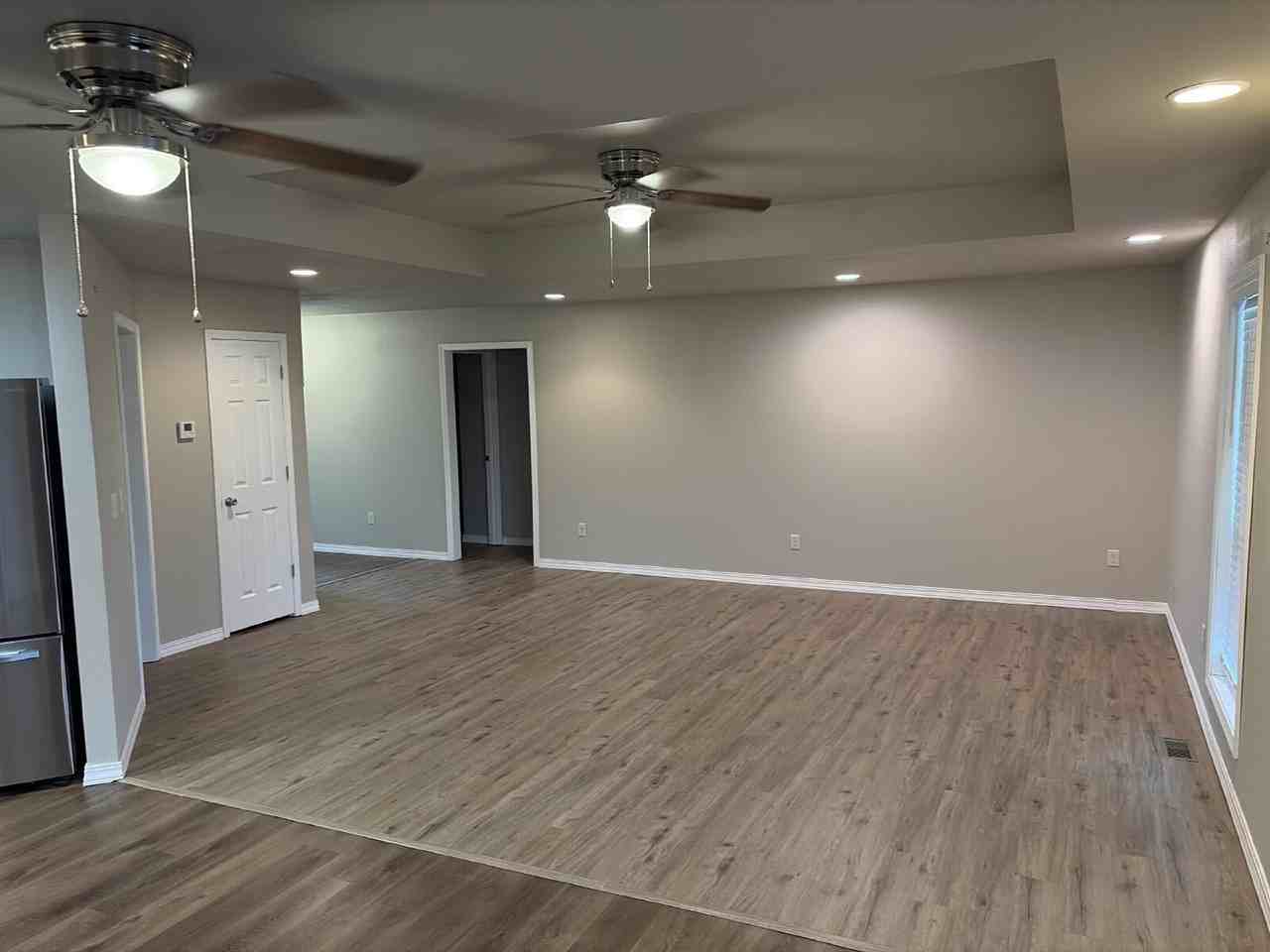 521 Micahs Crossing - Photo 3 of 23