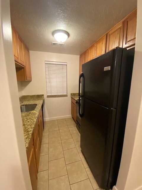 1711 W 4800 S - Photo 5 of 10