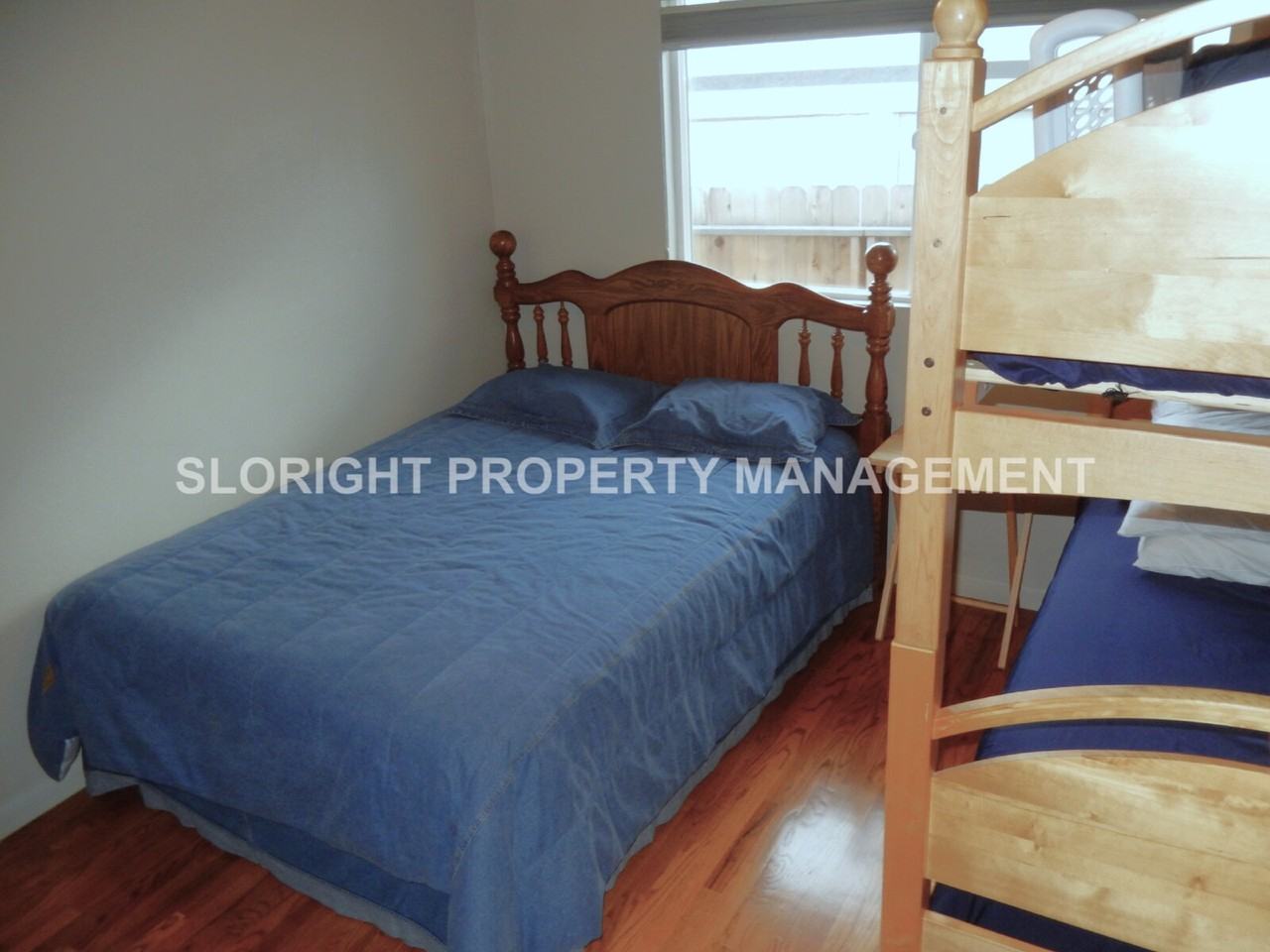 281 Ocean View Ave - Photo 7 of 14