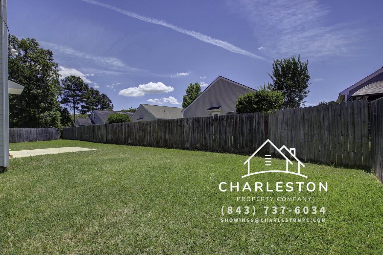 138 Thistle Rd - Photo 4 of 27