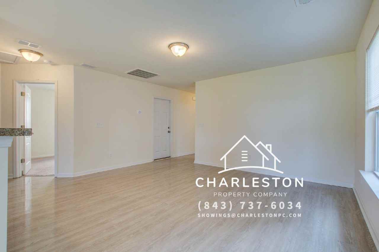 183 Brittondale Rd - Photo 5 of 22