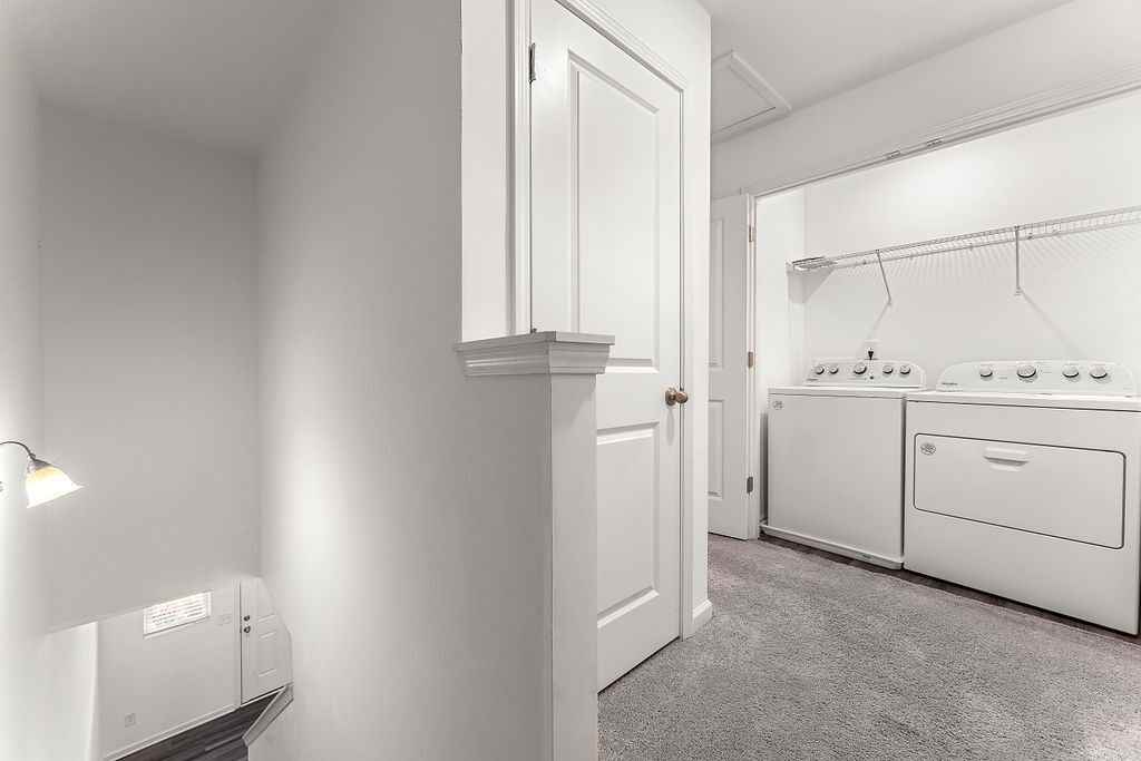 1520 Vernon Blvd #1 - Photo 5 of 17