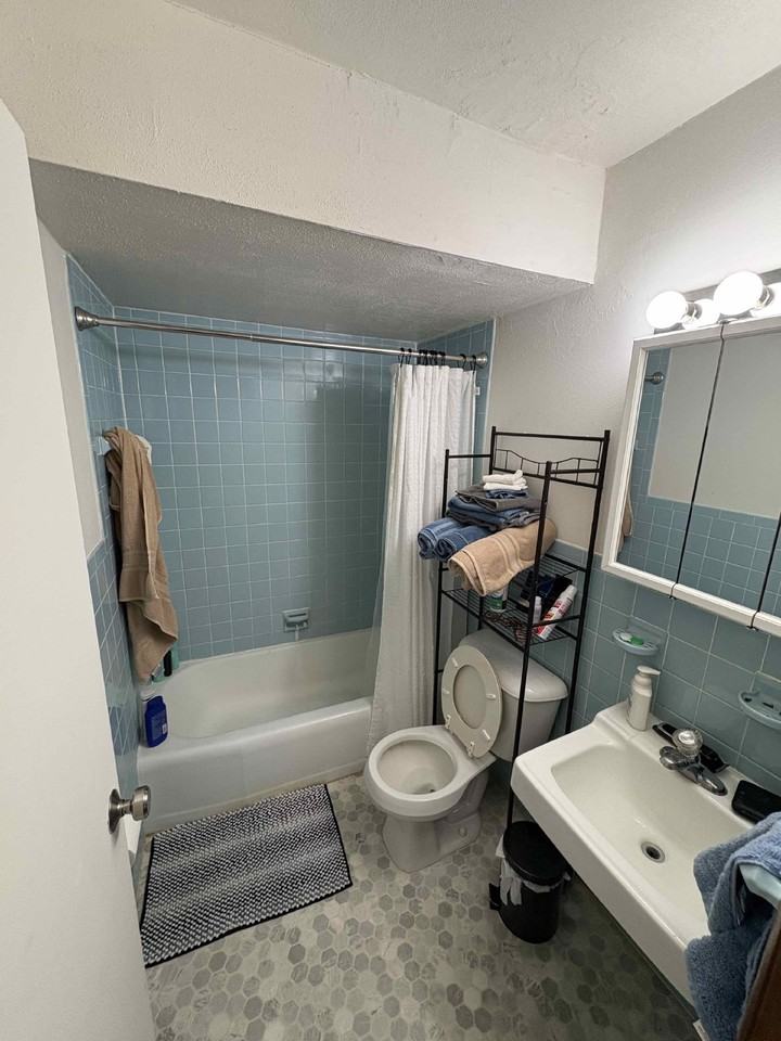 28 E Stewart Rd #306 - Photo 4 of 5