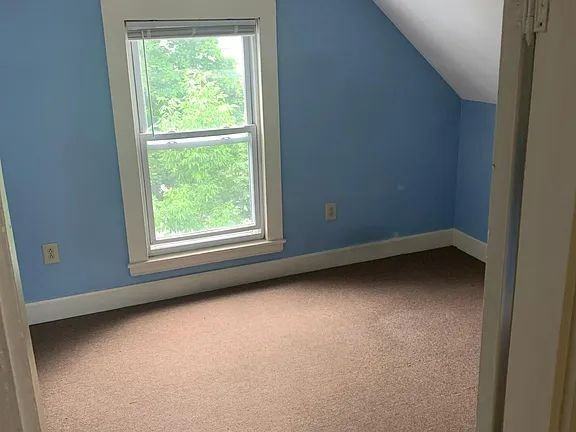 15 Seavey St - Photo 5 of 41