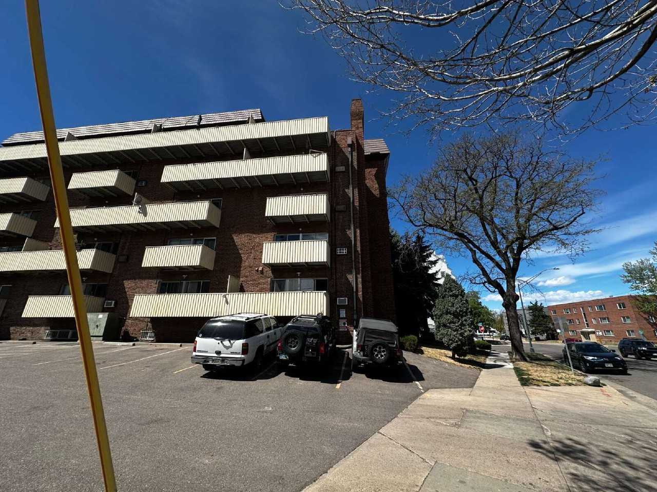 4110 Hale Pkwy Apt 2c #2C - Photo 3 of 20