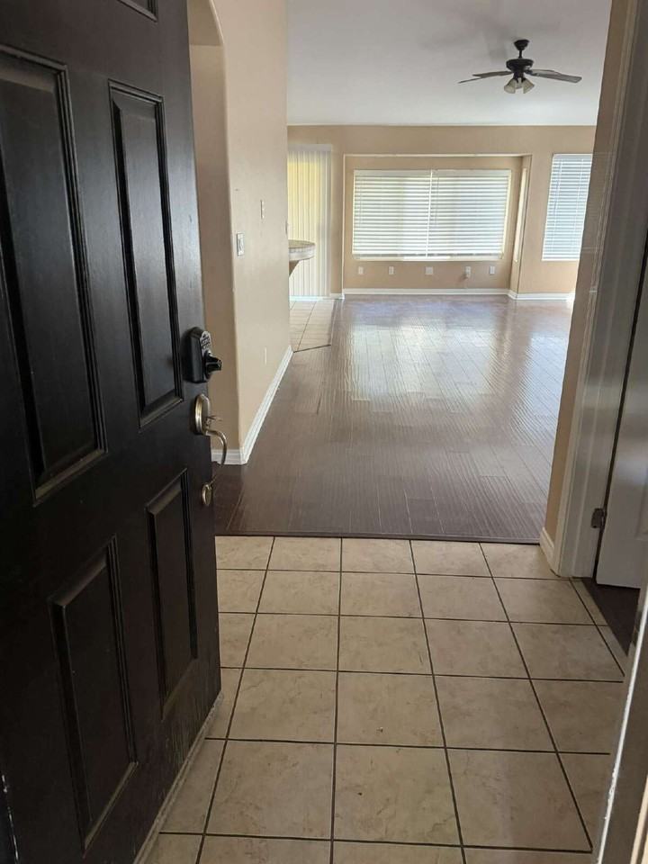 9506 Orchard Grass Ct - Photo 2 of 17