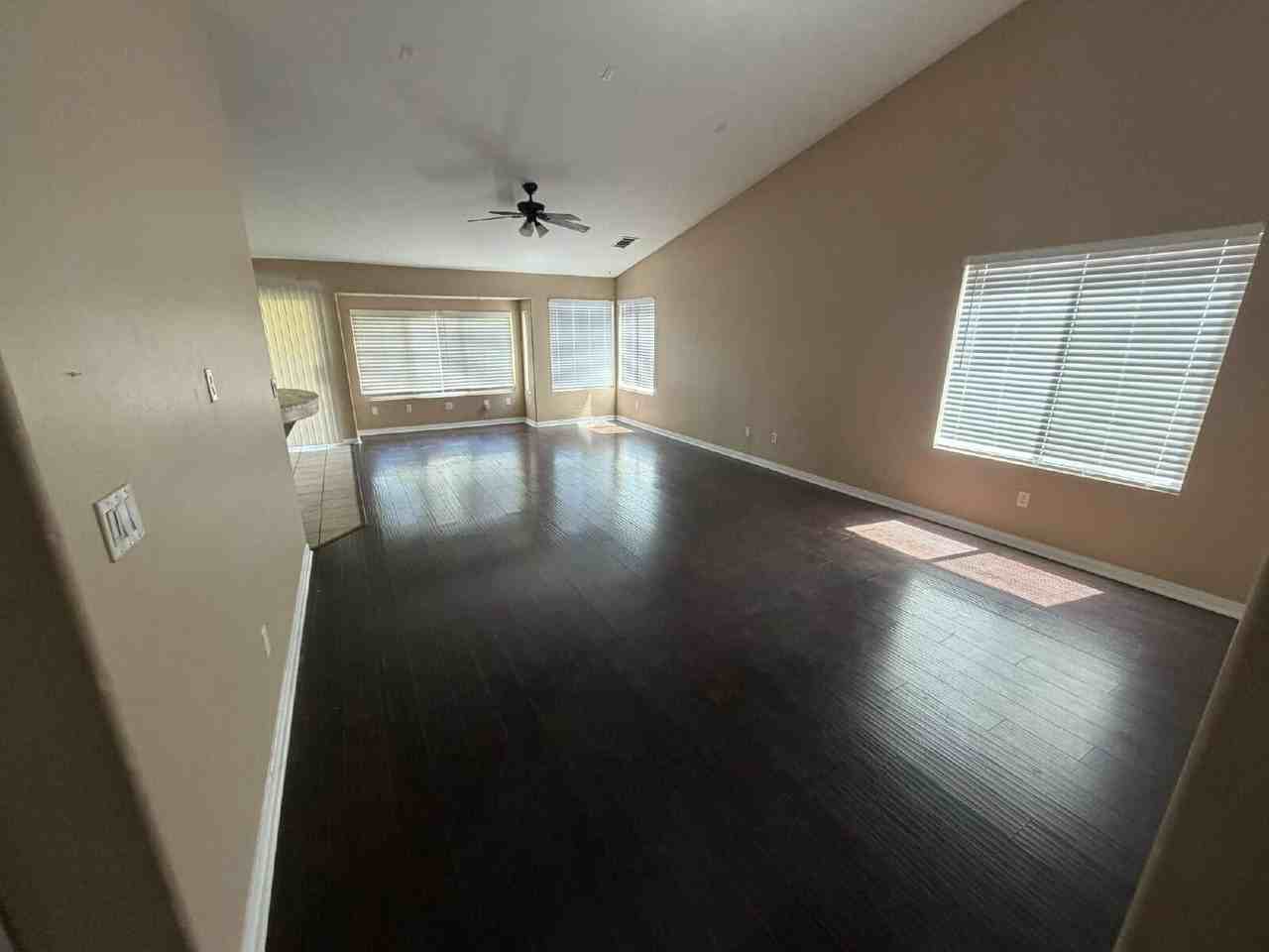 9506 Orchard Grass Ct - Photo 3 of 17