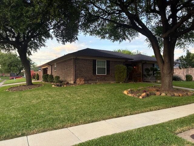 1401 Fieldstone Ct E - Photo 5 of 5