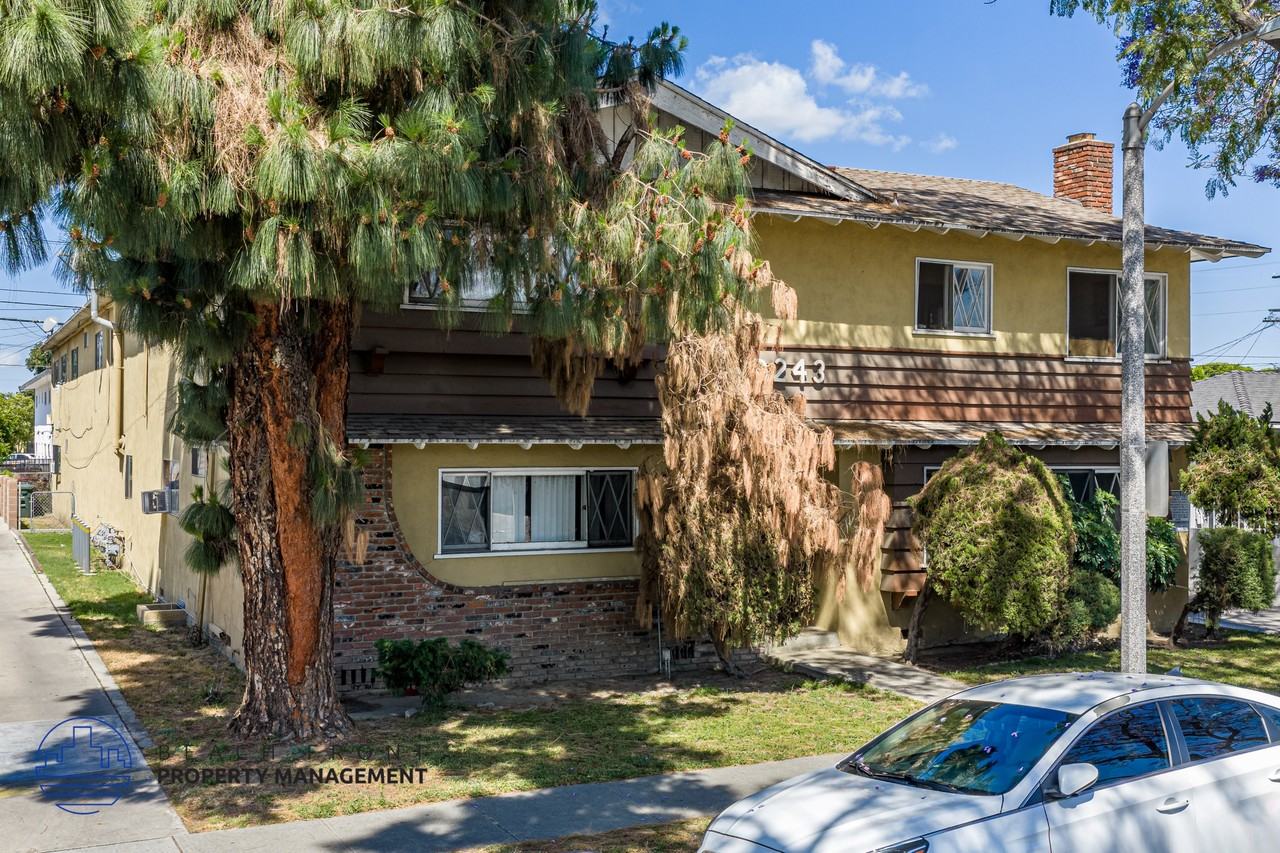 10243 San Antonio Ave. - Photo 7 of 11