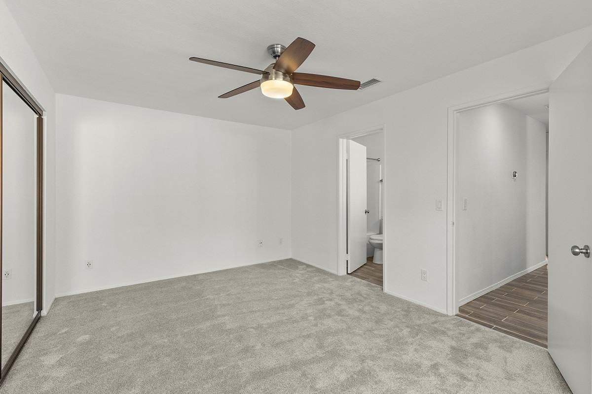 11239 Avenida De Los Lobos #G - Photo 7 of 30
