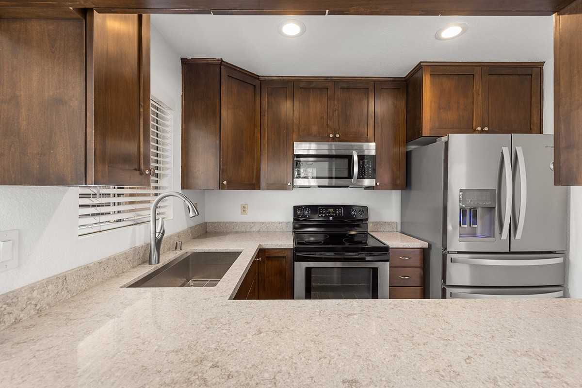 11239 Avenida De Los Lobos #G - Photo 3 of 30