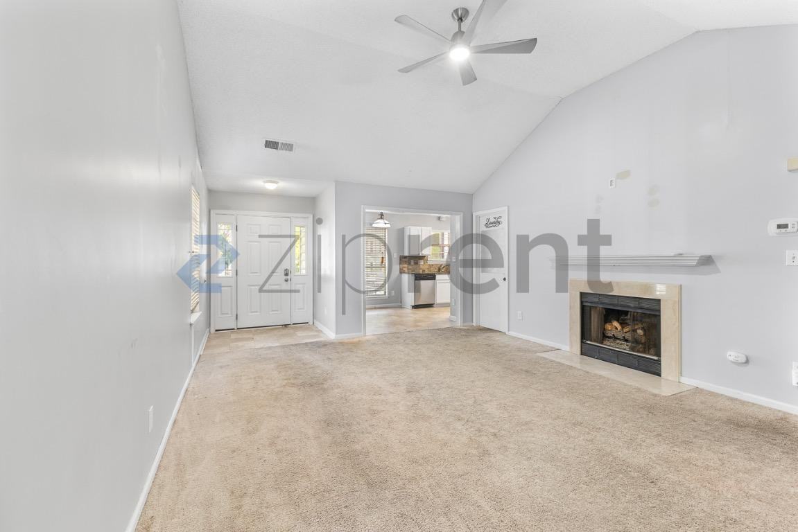 922 Treasure Pl Sw - Photo 4 of 27