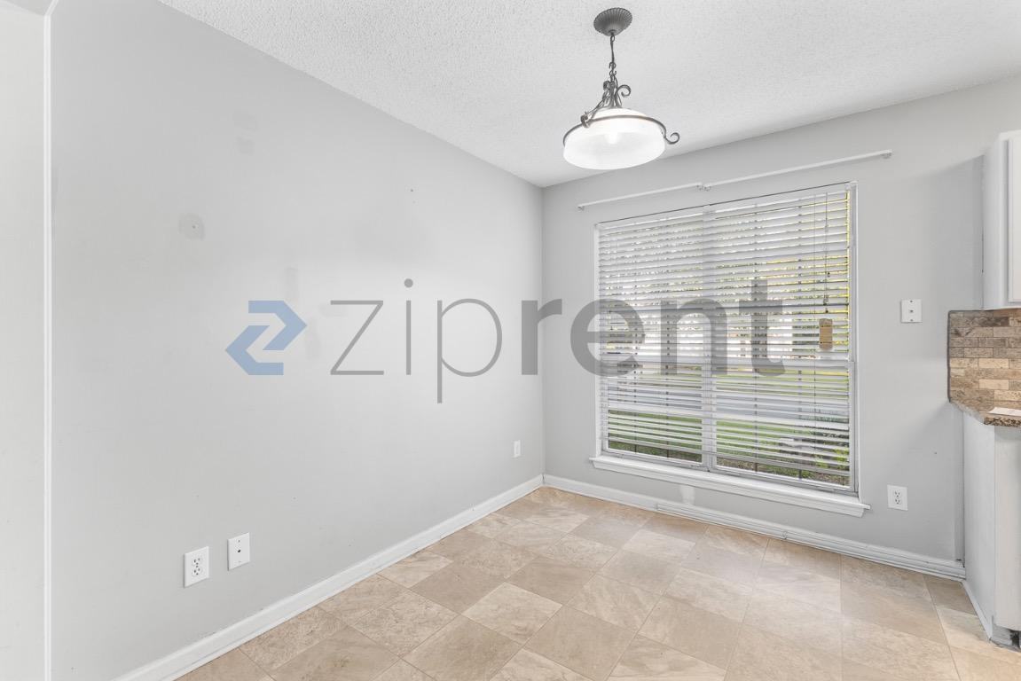 922 Treasure Pl Sw - Photo 6 of 27