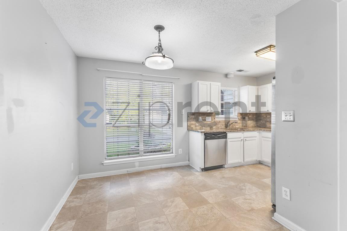 922 Treasure Pl Sw - Photo 7 of 27