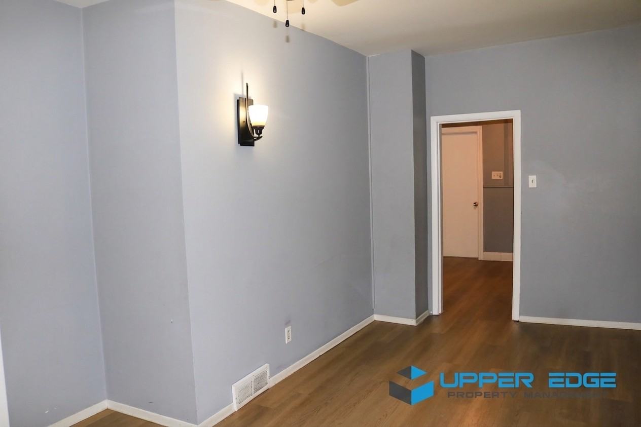 465 William Avenue - Photo 4 of 15