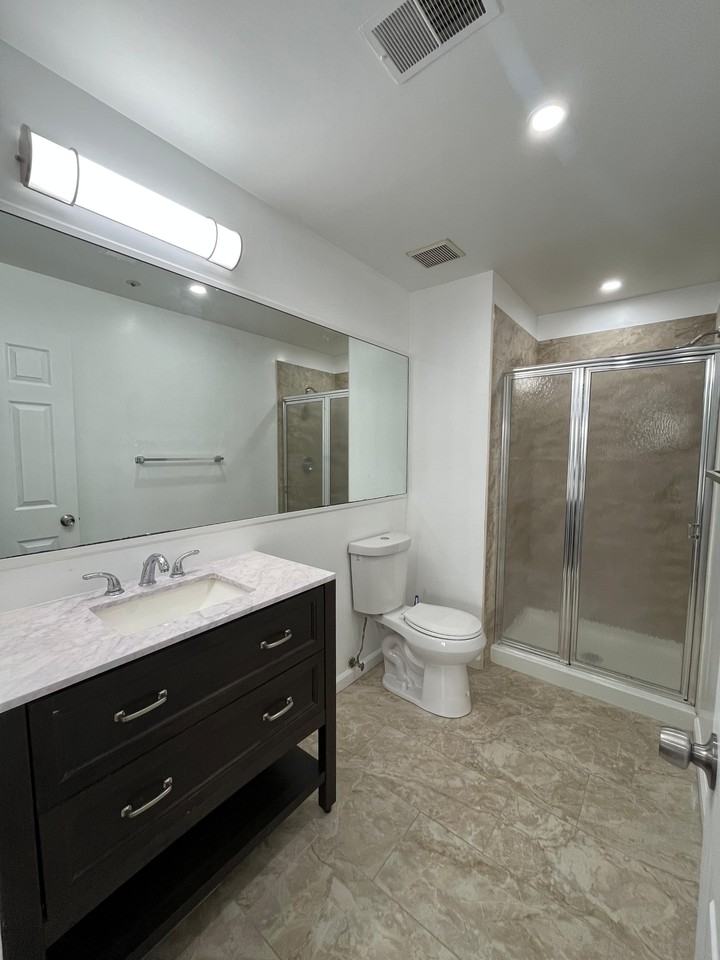 30 Richmond St - Photo 7 of 9