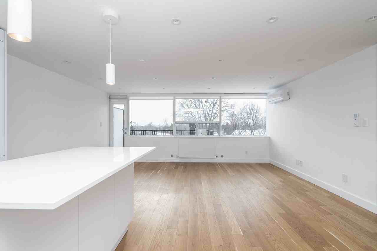 150 Donway & 4 Overland - Photo 7 of 12