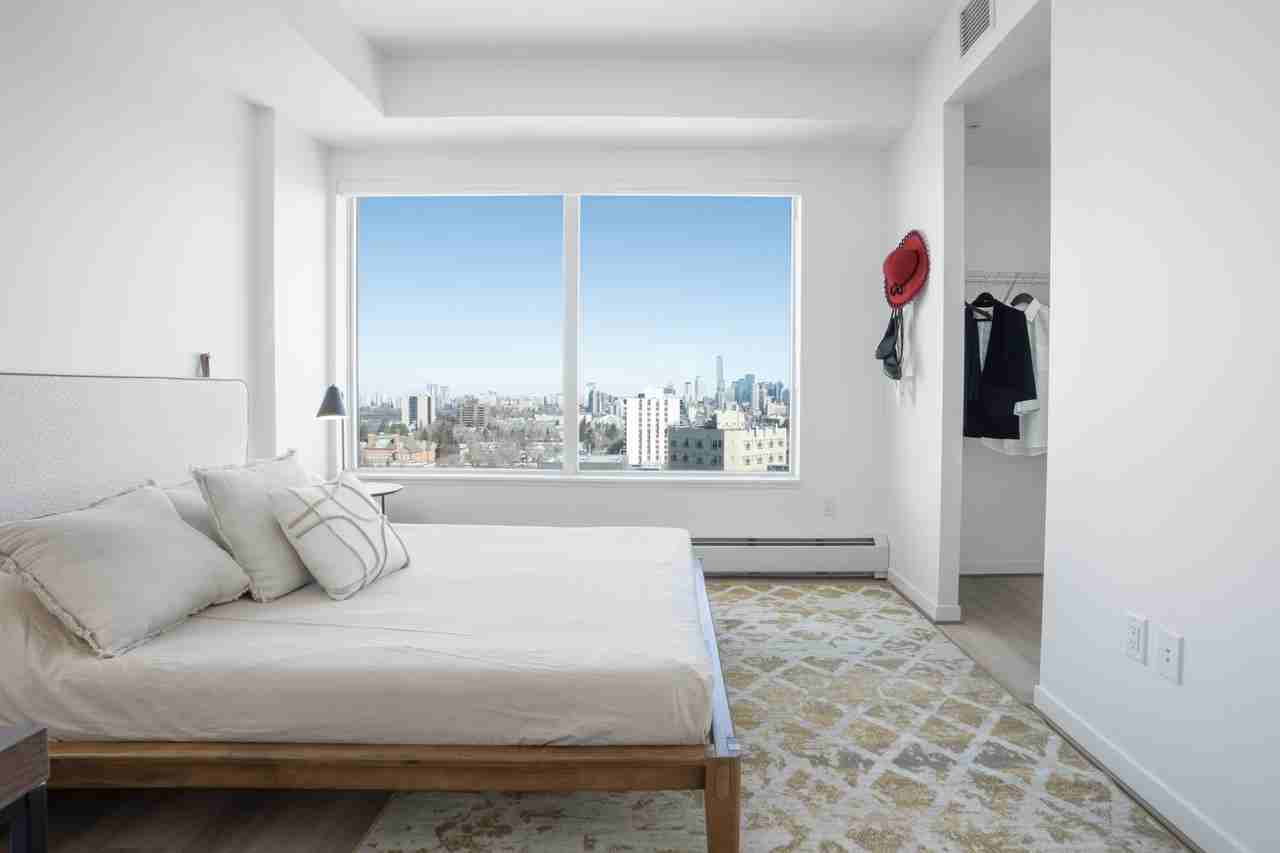 The HAT at Whyte - Photo 6 of 49