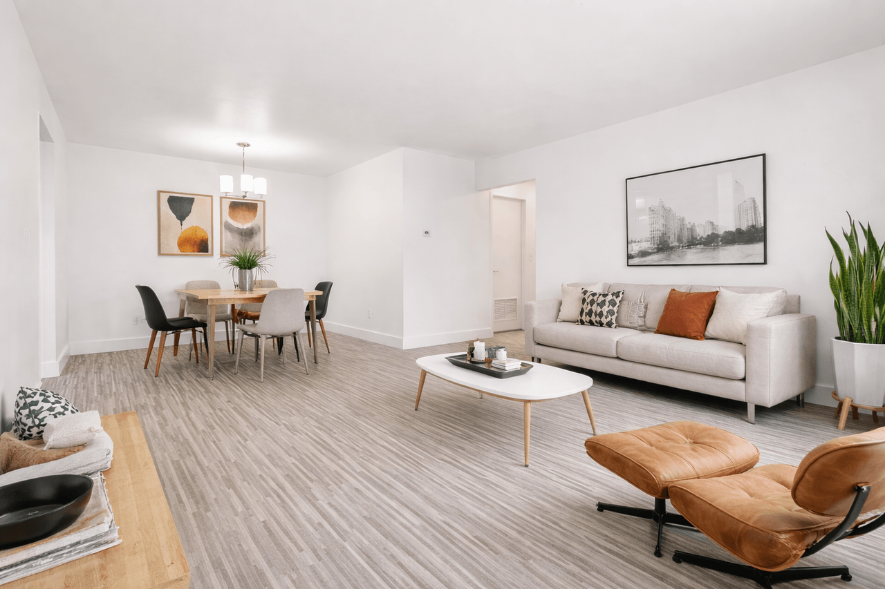 Edge at Novi - Novi, MI - Photo 7 of 30