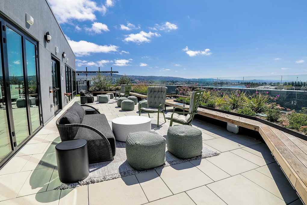 Artizan - Photo 4 of 50