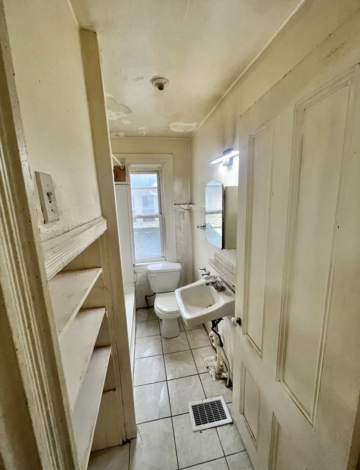 56 Cambridge St #4 - Photo 2 of 6