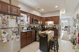 featured image of 3727 N Ashland Ave