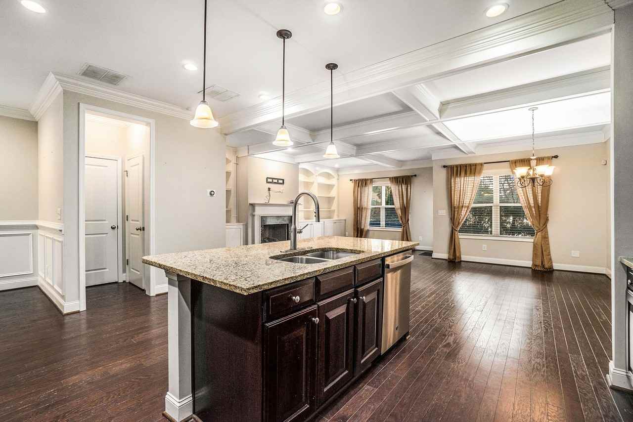 2269 W Village Ln Se #1 - Photo 5 of 33