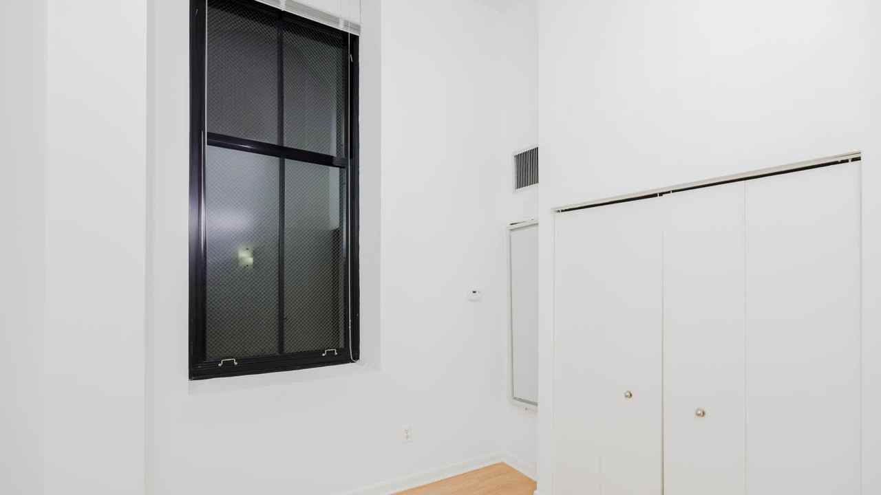 71 Broadway - Photo 5 of 50