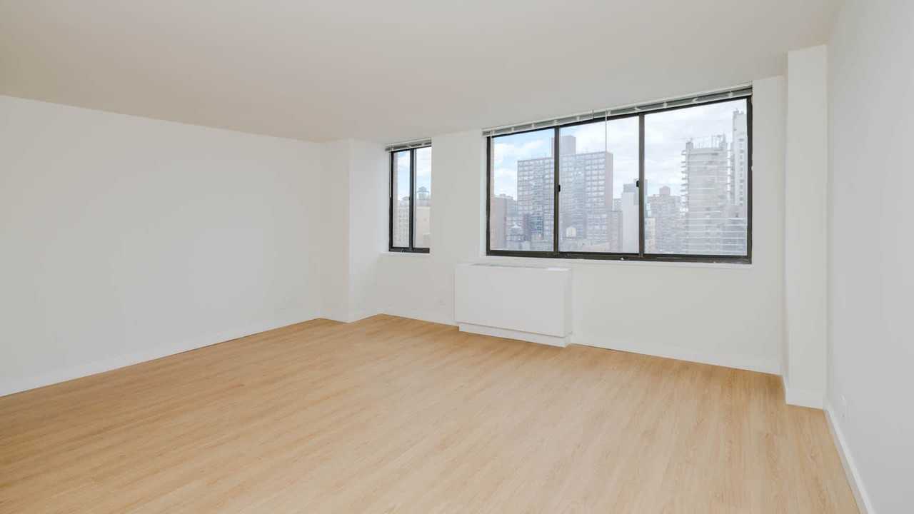 The Westmont - Photo 6 of 27